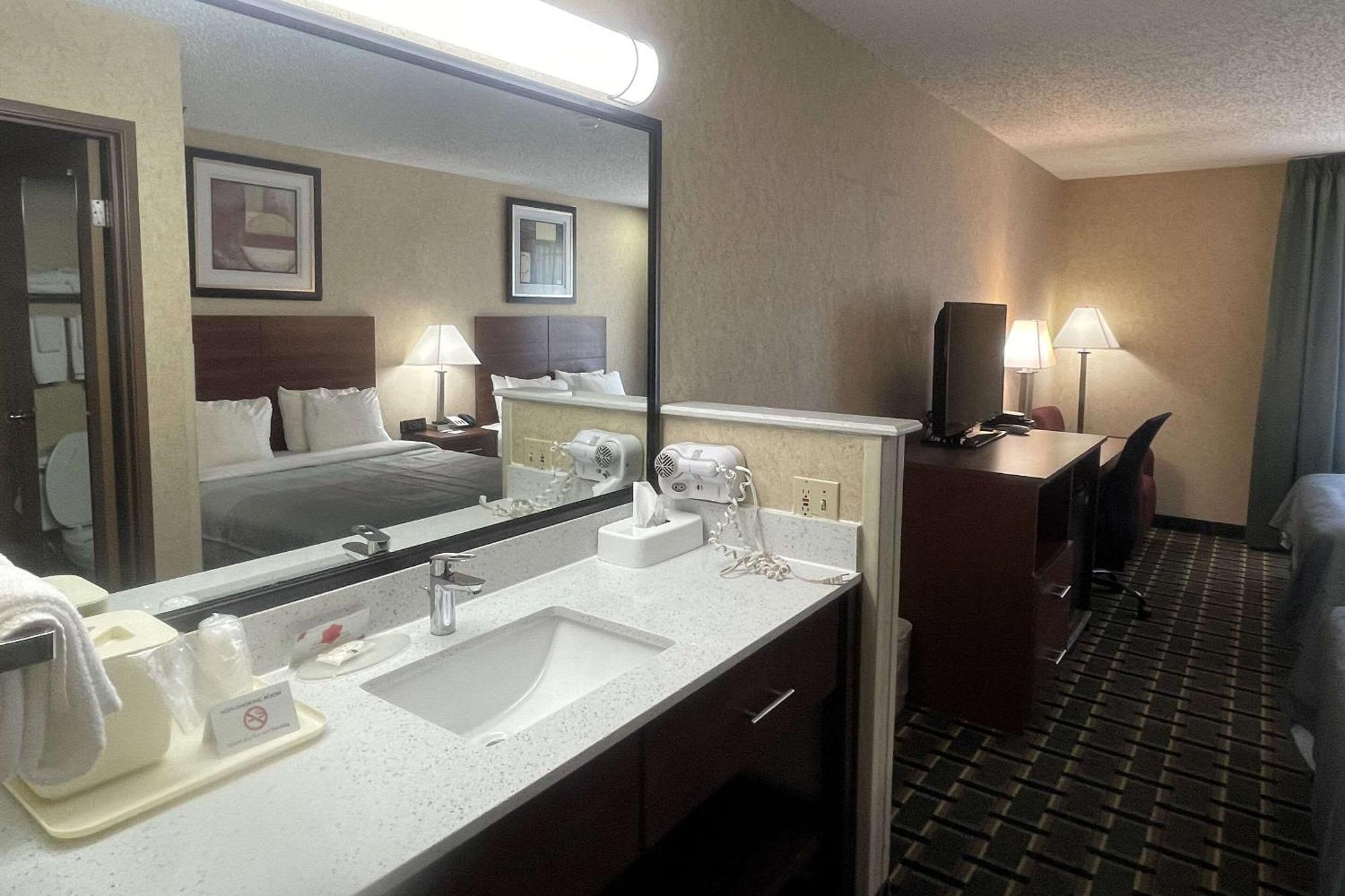 Quality Inn Raton, Nm Bagian luar foto